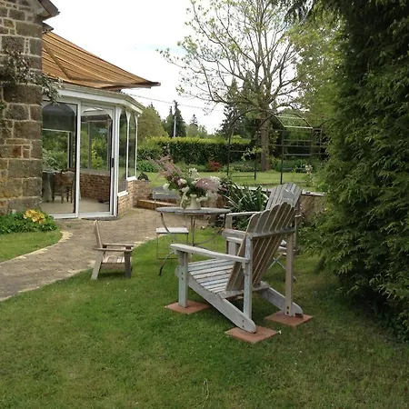 Ma Maison Bleue Alojamento de Acomodação e Pequeno-almoço Saint-Brice-sous-Ranes