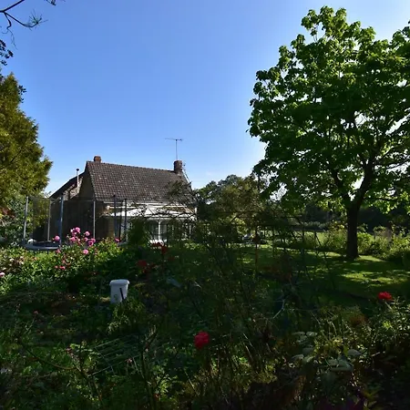 Ma Maison Bleue Bed and Breakfast 3*