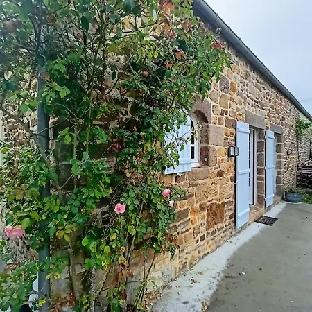 Ma Maison Bleue Saint-Brice-sous-Ranes